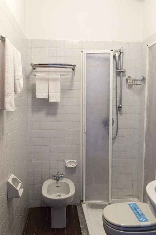 Albergo Montenegro マニアーゴ エクステリア 写真