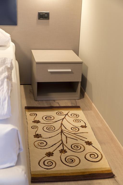 Albergo Montenegro マニアーゴ エクステリア 写真